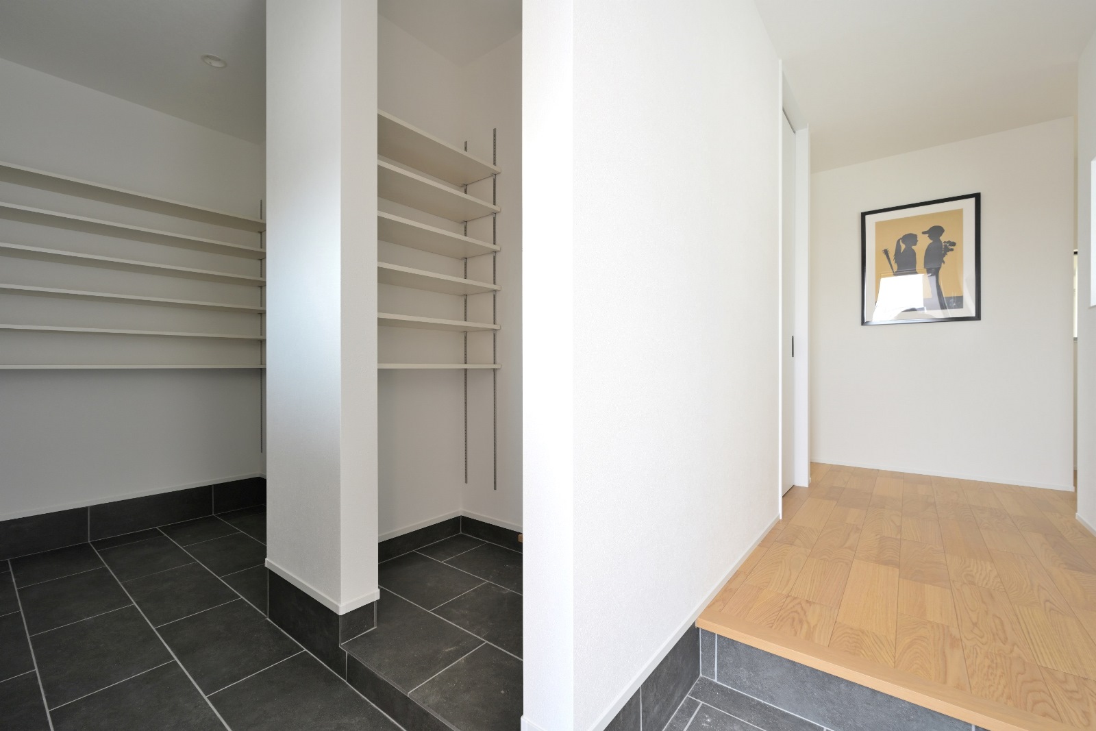 ビルトインガレージのある家